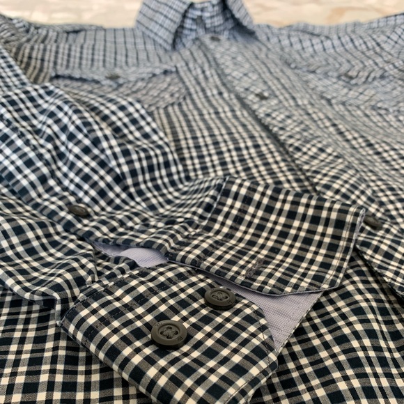 Banana Republic Men’s Small button-down shirt - Picture 3 of 5